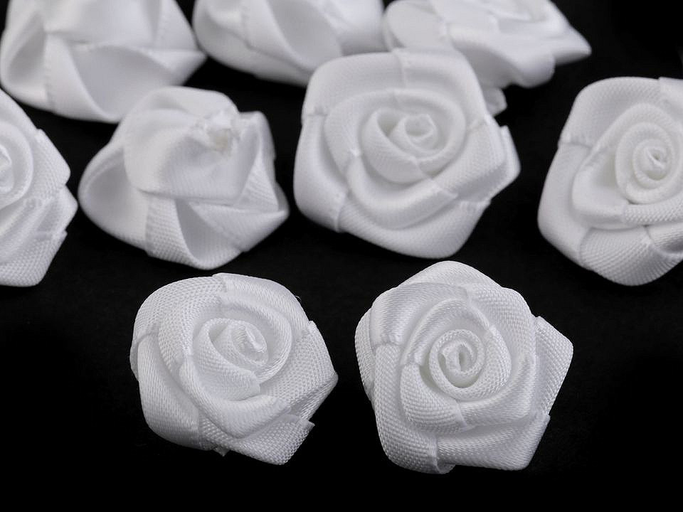 Saténová růže Ø20 mm, barva 1 bílá