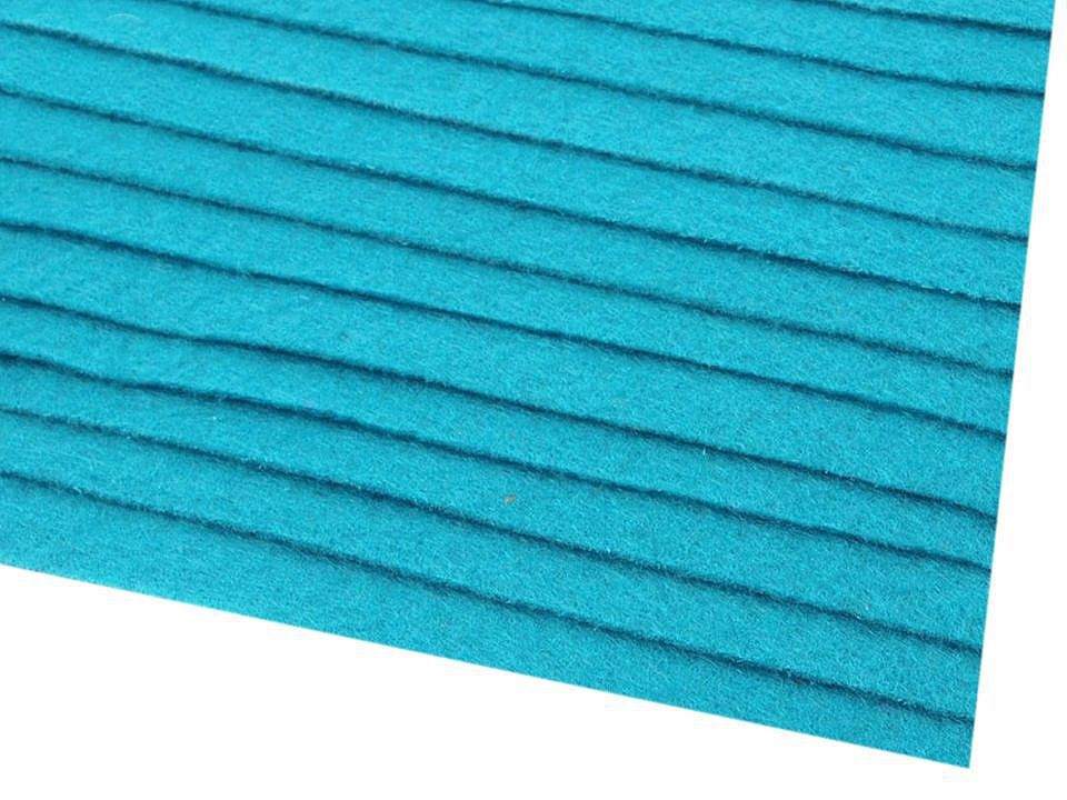 Látková dekorativní plsť / filc 20x30 cm, barva 26 (F67) modrá sytá