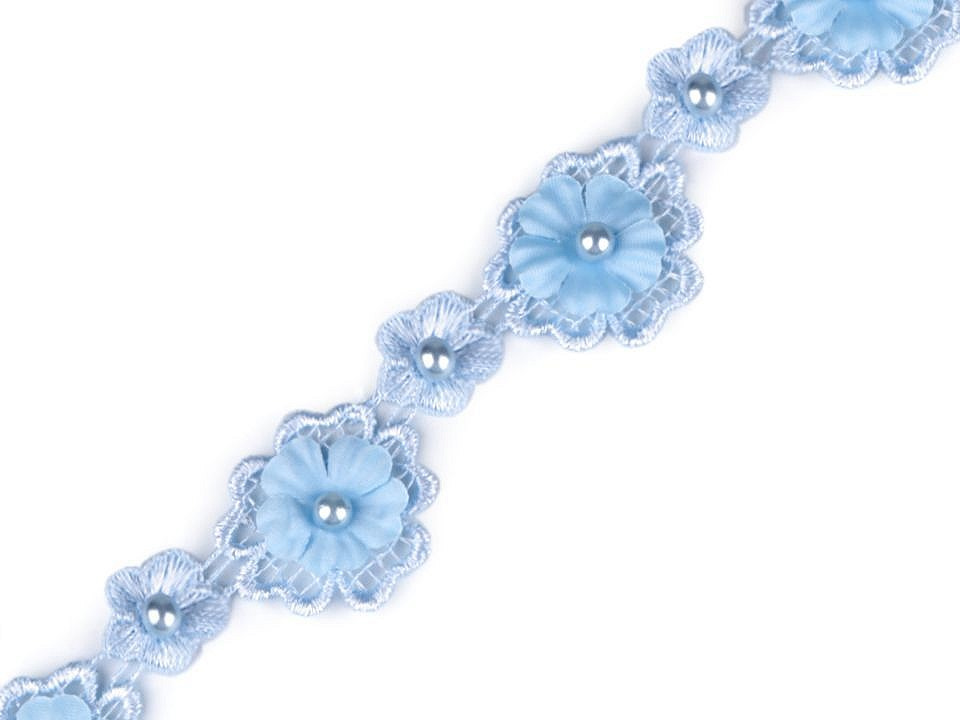 Krajka 3D květ s perlou šíře 30 mm, barva 2 modrá pomněnková