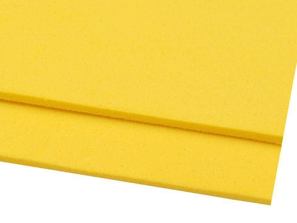 Pěnová guma Moosgummi 20x30 cm, barva 2 žlutá světlá