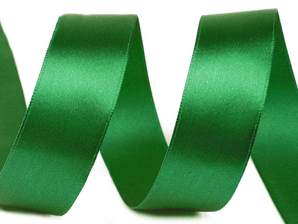 Atlasová stuha svazky po 5 m šíře 20 mm, barva 76 zelená irská
