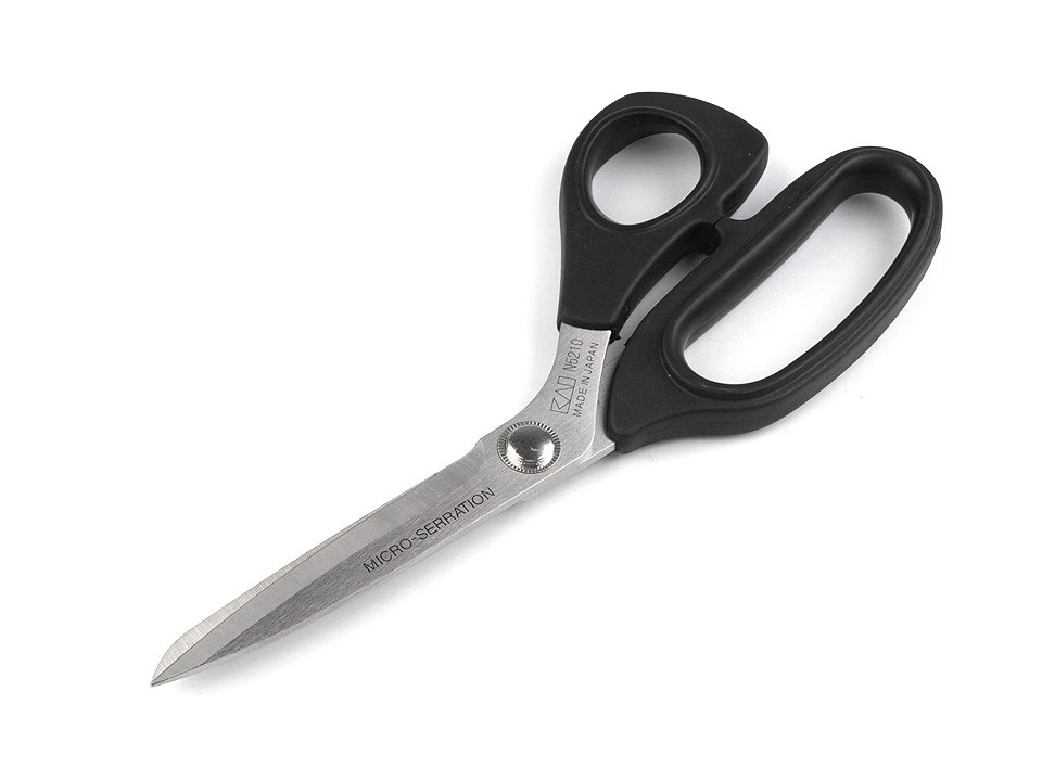 Krejčovské nůžky KAI délka 21 cm, barva černá