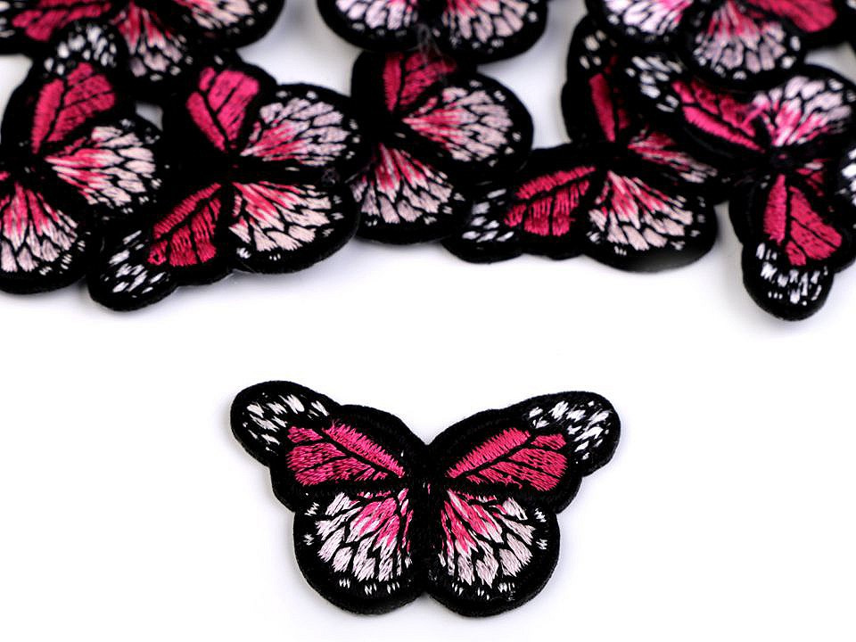 Nažehlovačka motýl malá, barva 2 růžová malinová