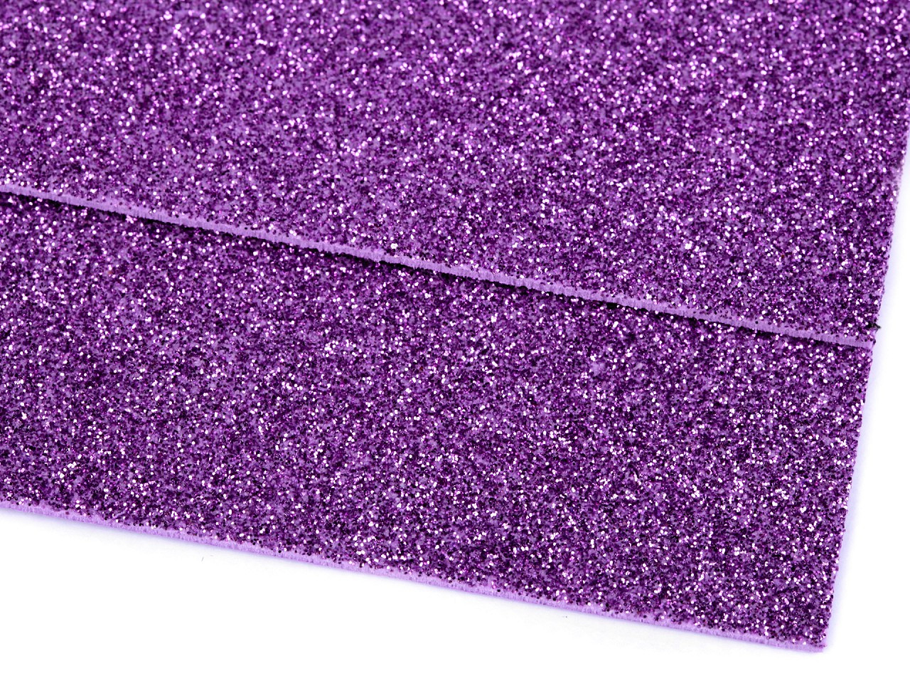 Pěnová guma Moosgummi s glitry 20x30 cm, barva 12 fialová orchidej