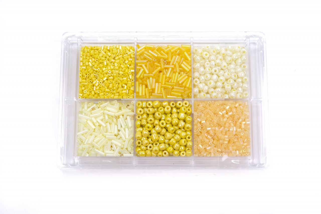 Korálky skleněné v sadě cca 80 g žluté odstíny, barva Žluté odstíny