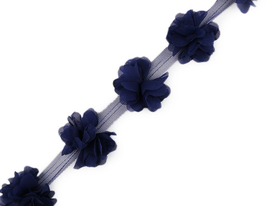 Prýmek květ na tylu šíře 60 mm, barva 16 modrá berlínská