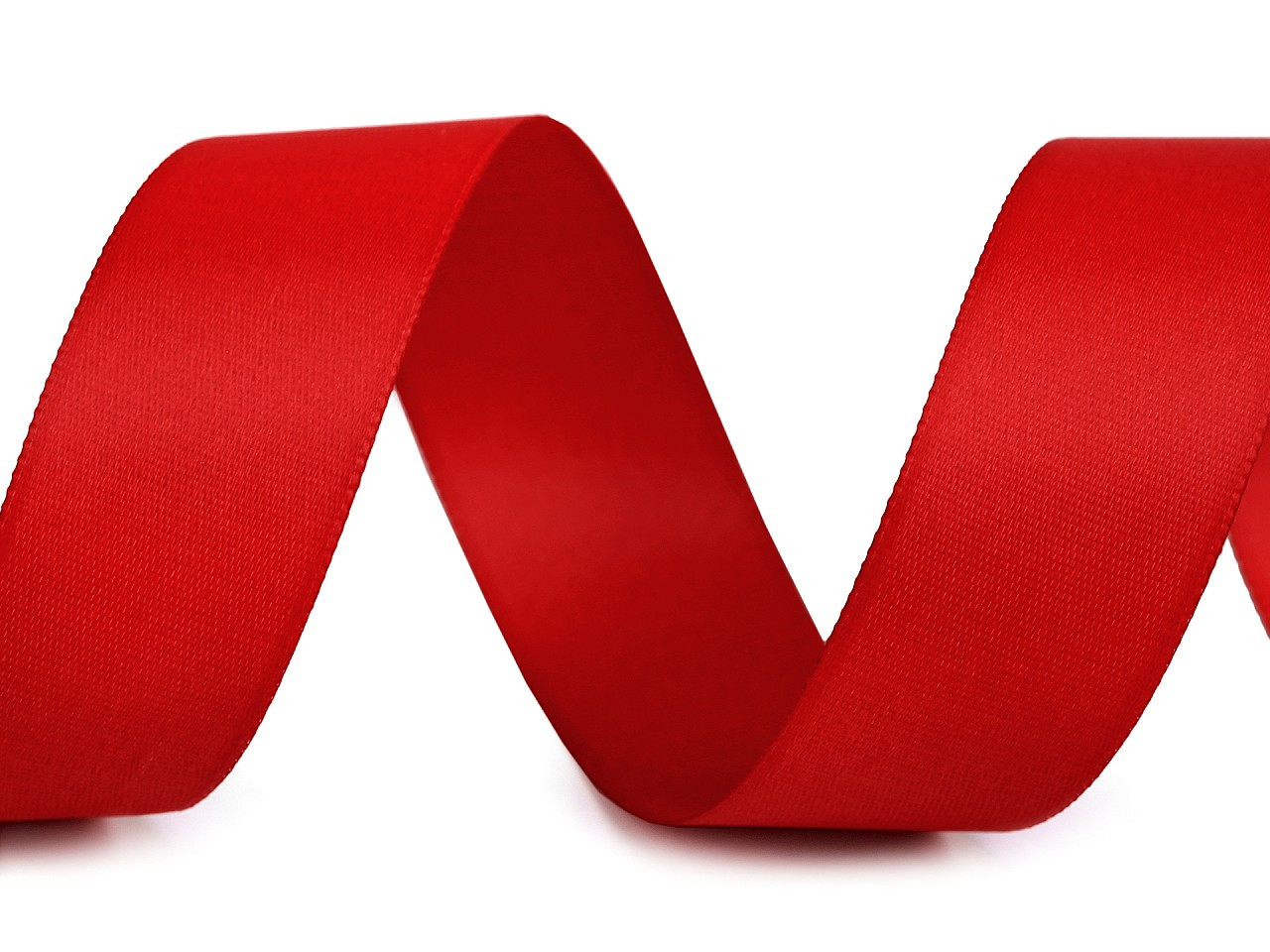 Atlasová hedvábná stuha oboulící šíře 24 mm matná, barva 620 červená