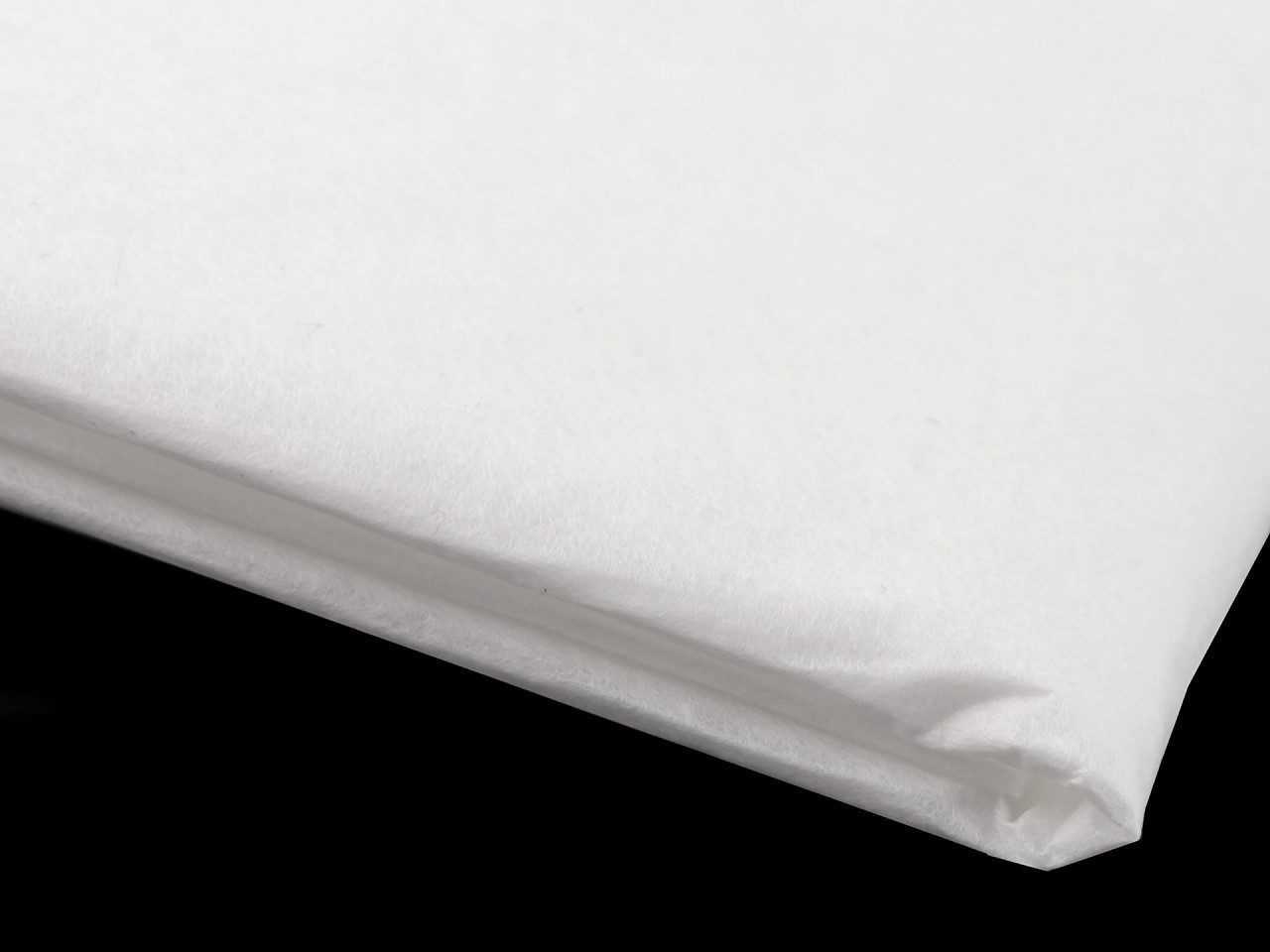 Perlan 45 g/m² šíře 95 cm netkaná textilie na střihy, barva bílá