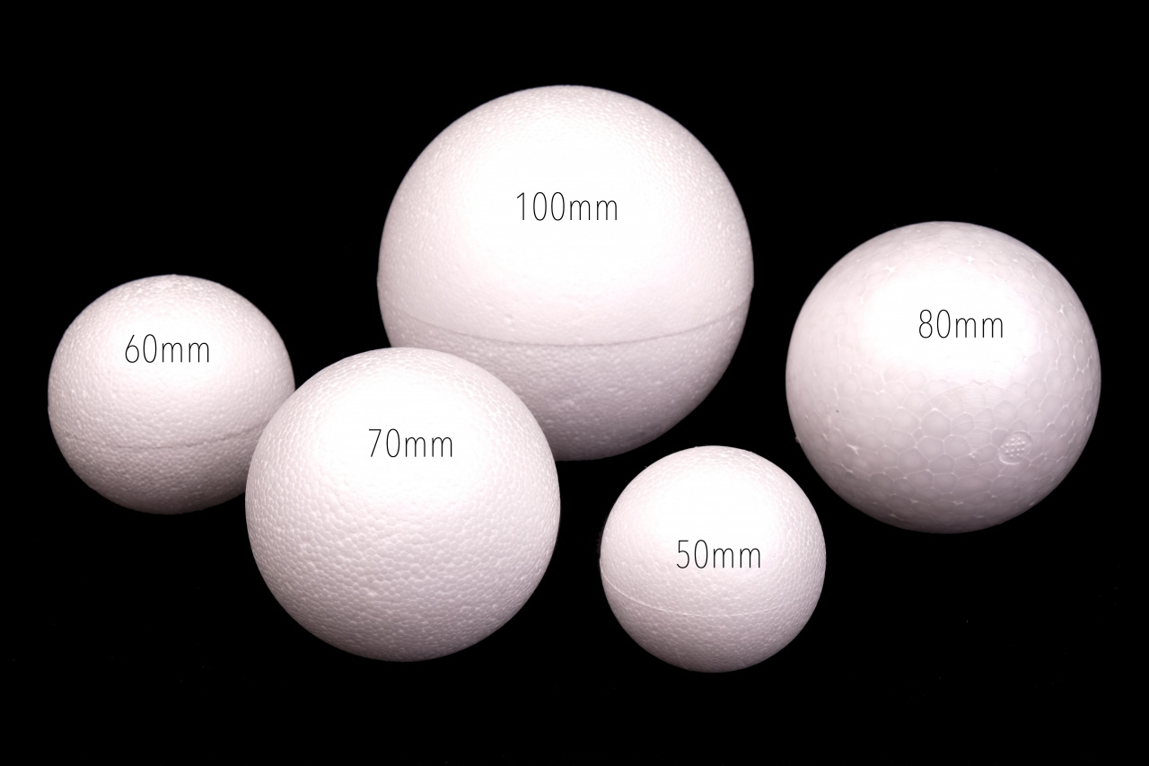 Polystyrenové koule průměr 8 cm, barva Bílá