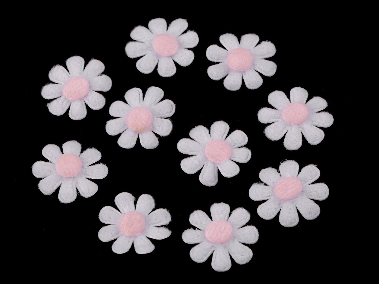 Květ z filcu Ø2,7 cm, barva 1 bílá růžová
