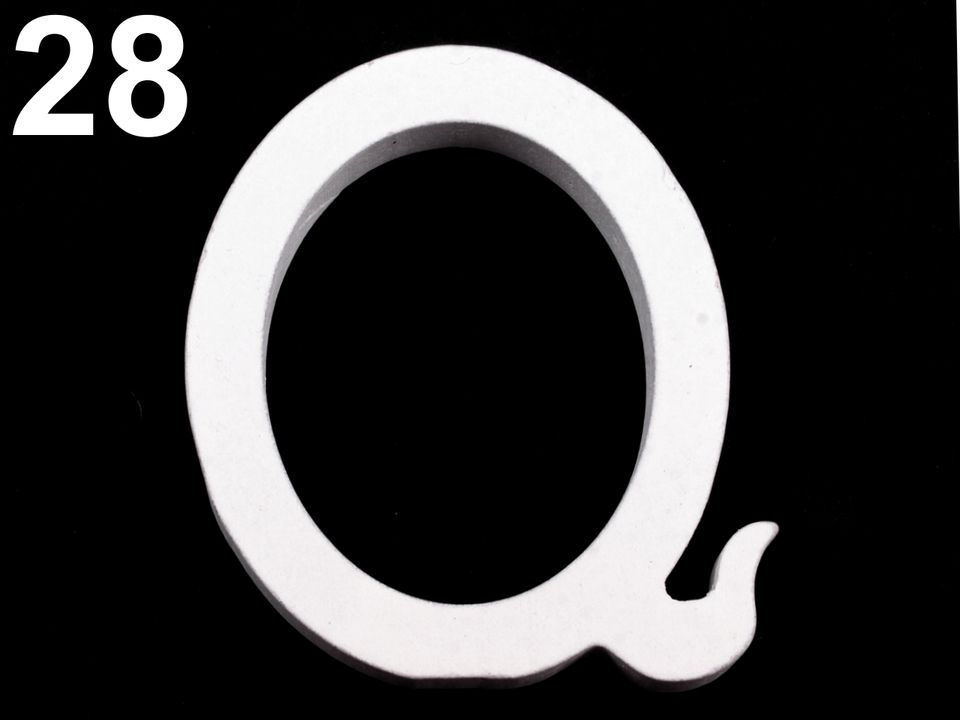 Dřevěná dekorace písmena abecedy, barva 28 "Q" bílá sněžná