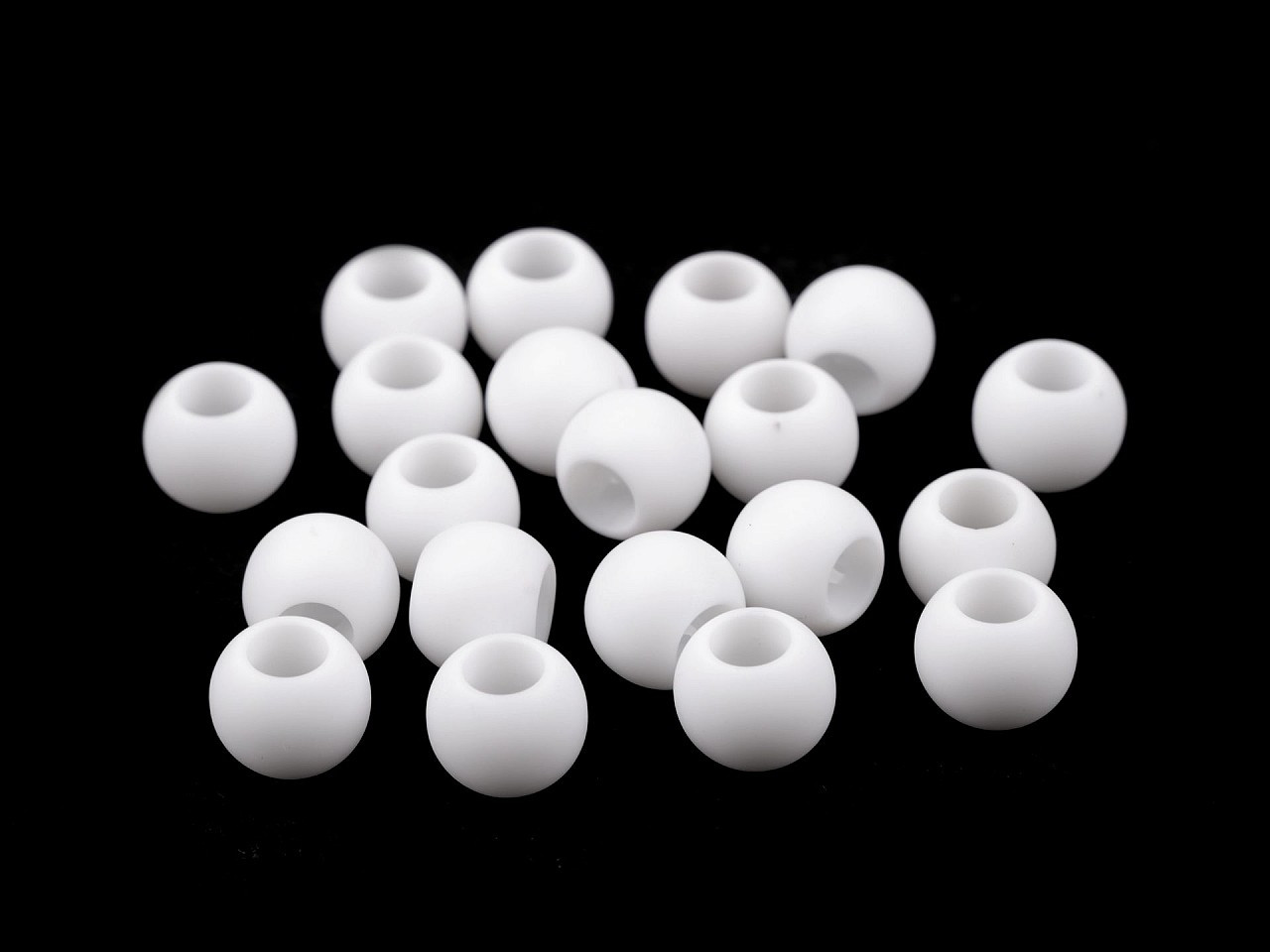 Plastové korálky matné s velkým průvlekem 11x14 mm, barva 1 (01) bílá