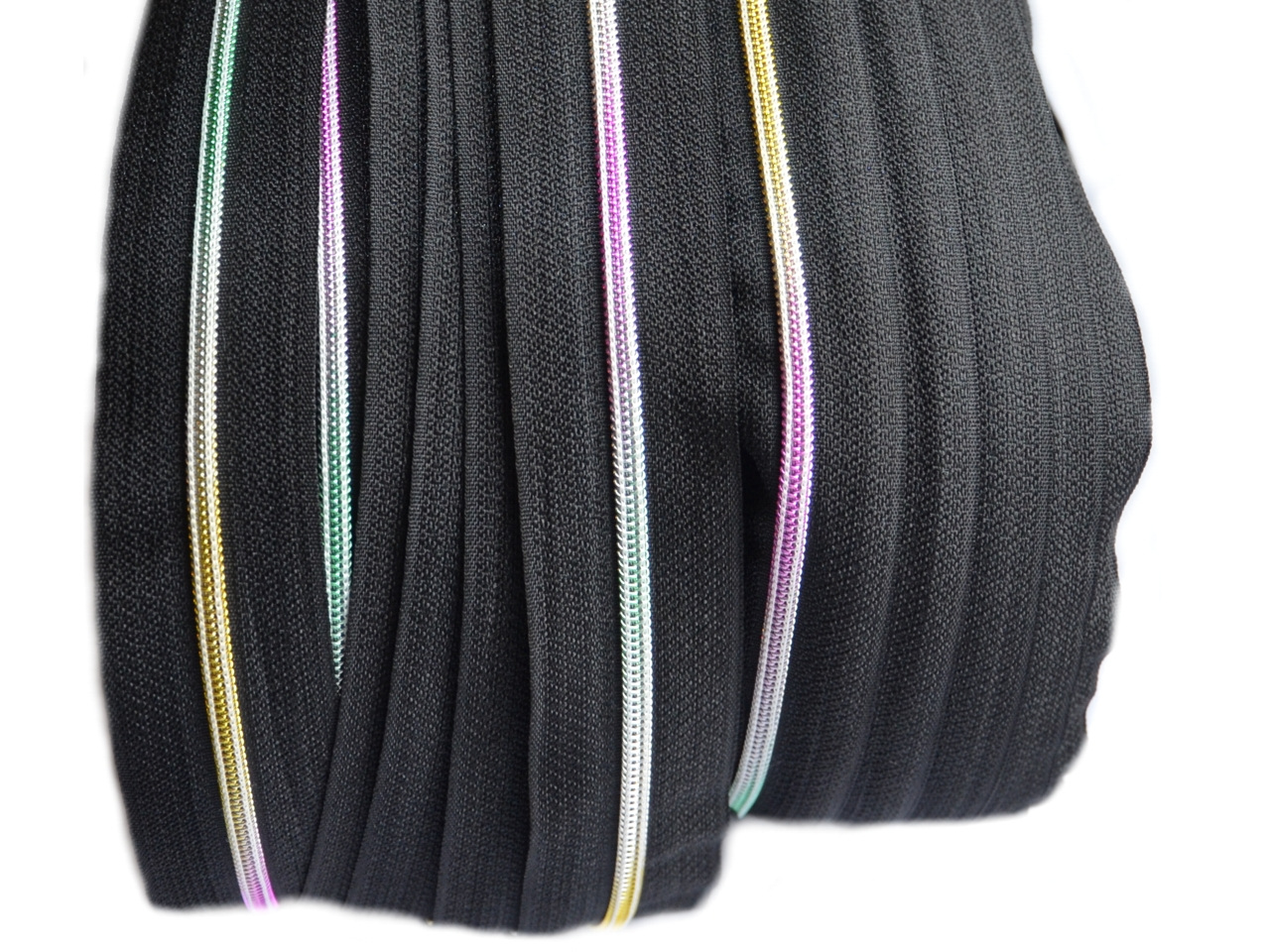 Duhový zip spirálový šíře 3 mm metráž, barva Černá