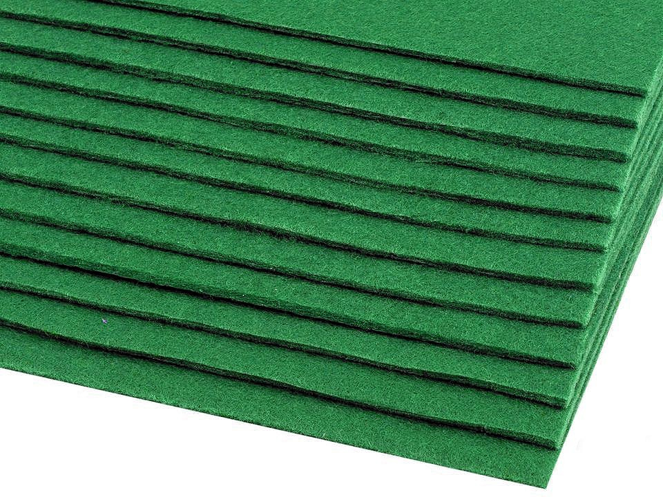 Látková dekorativní plsť / filc 20x30 cm, barva 25 (F27) zelená vánoční