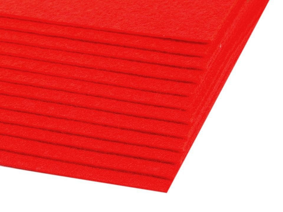 Látková dekorativní plsť / filc 20x30 cm, barva 7 (F01) červená