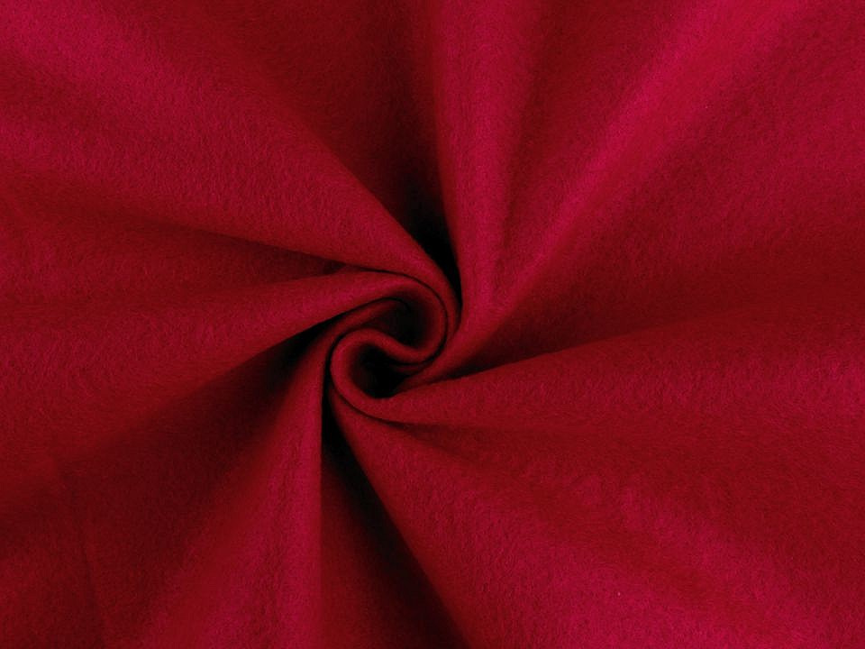 Filc / plsť metráž tloušťka 1,4 mm, barva 8 červená tmavá