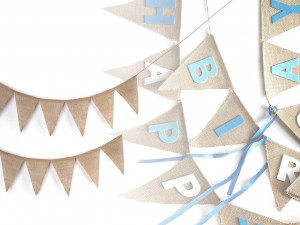 Závěsná dekorace jutové vlajky 12 ks