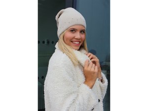 Dámská / dívčí zimní čepice s perlami Lamblook