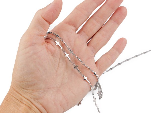 Řetízek z nerezové oceli křížek 4 a 5 mm metráž
