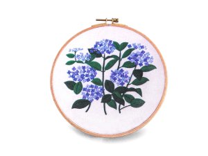 Dárková sada na vyšívání s předtištěným motivem