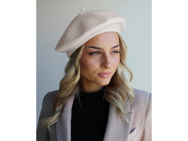 Dámský pletený baret