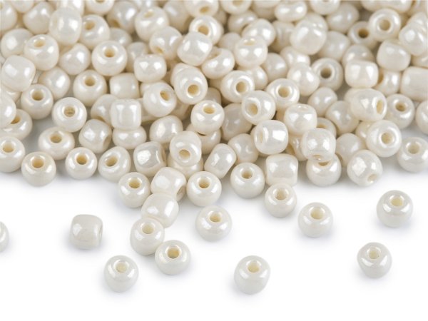 Rokajl 6/0 - 4 mm neprůhledný