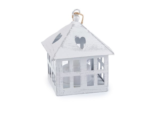 Kovová lucerna svítící k zavěšení