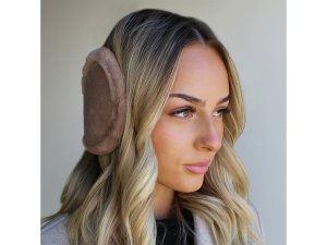 Kožešinové klapky na uši