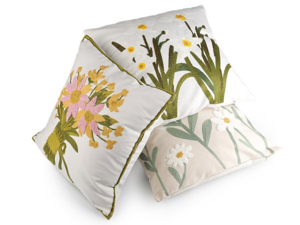Povlak na polštář vyšívané květy 45x45 cm