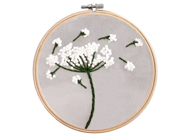 Sada vyšívání s předtištěným motivem, pampeliška na tylu