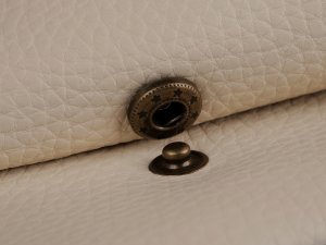 Knoflík stiskací Ø15 mm na středně silné látky, s ručním kovovým aplikátorem