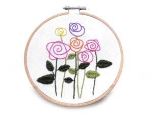 Dětská dárková sada na vyšívání s předtištěným motivem