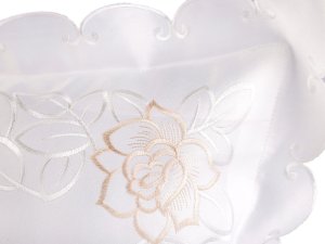 Povlak na polštář vyšívaný 45x45 cm