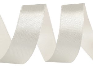 Atlasová stuha svazky po 5 m šíře 20 mm