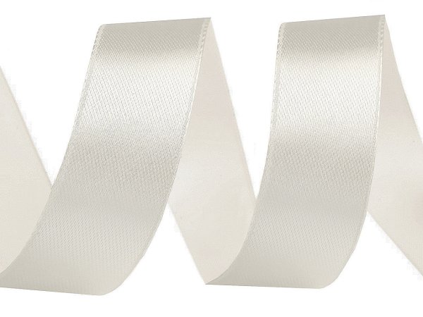 Atlasová stuha svazky po 5 m šíře 20 mm