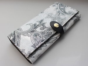 Komponent / zapínání pro výrobu tašek / kabelek / peněženek