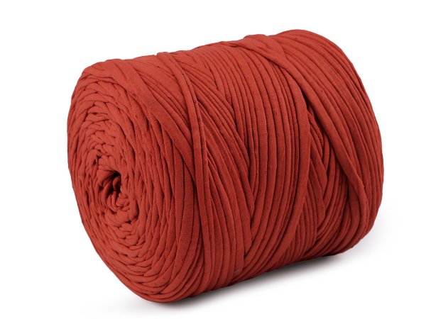 Špagety / příze 700 g