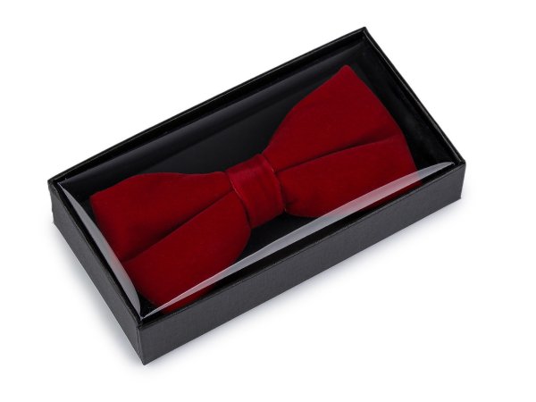 Sametový motýlek v krabičce