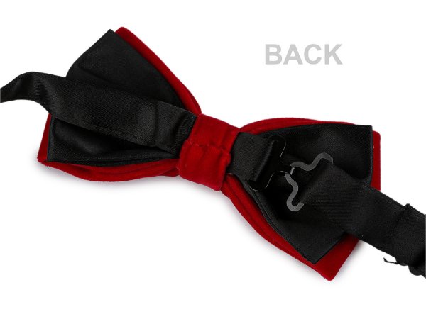 Sametový motýlek v krabičce