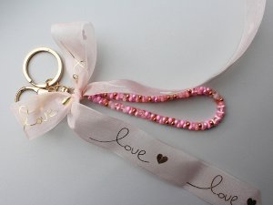 Plastové korálky peanut mix 4x6 mm