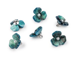 Knoflík květ z pryskyřice s perlou velikost 26"