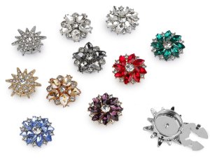 Ozdoba na knoflík s broušenými kamínky