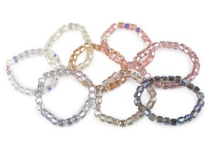 Náramek pružný z broušených korálků s AB efektem