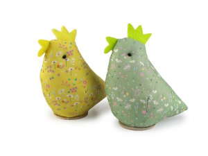 Textilní slepička k jarnímu aranžování