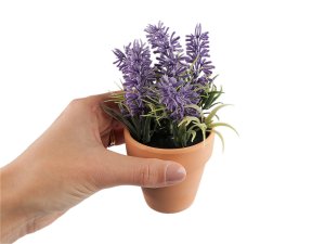 Umělá rostlina v květináči