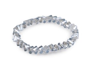 Náramek pružný z broušených korálků triangl s AB efektem