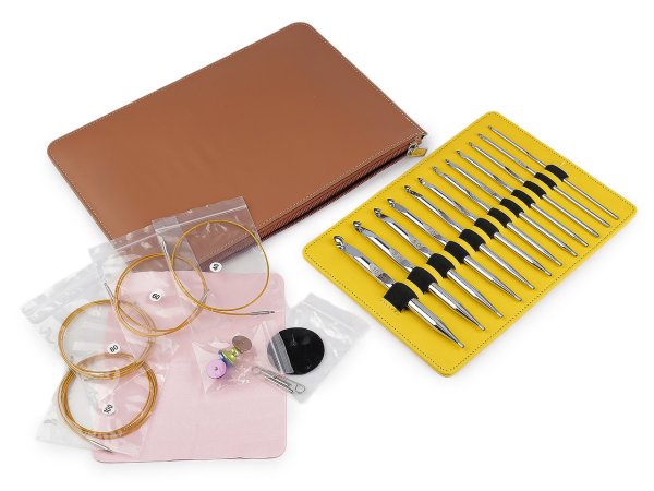 Sada kovových háčků na tuniské háčkování v pouzdře