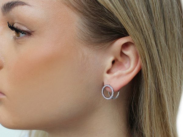 Náušnice z nerezové oceli kroužky s broušenými kamínky