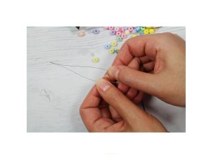 Rozevírací jehla na korálky 100 mm