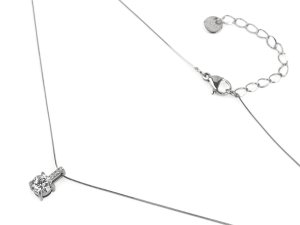 Náhrdelník z nerezové oceli s broušeným kamínkem